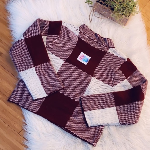 Ghingam Pattern Crop Pullover - Picture 4 of 6